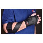 Wrist Restrictor Black /Medium